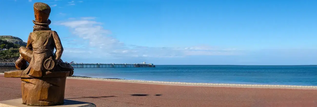 Alice in Llandudno