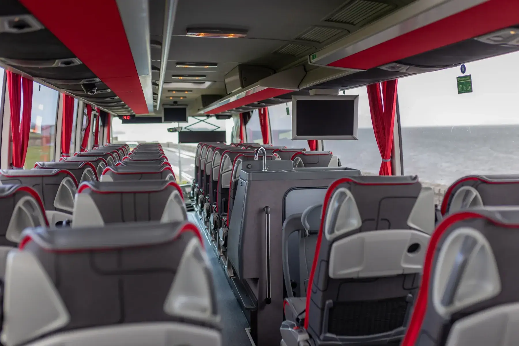 Alpine - Executive Coach Seats
