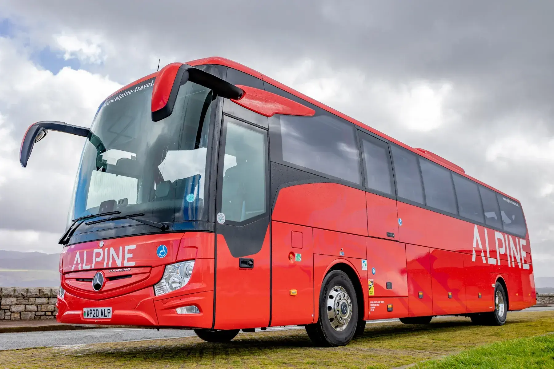 Alpine - Luxury Coaches